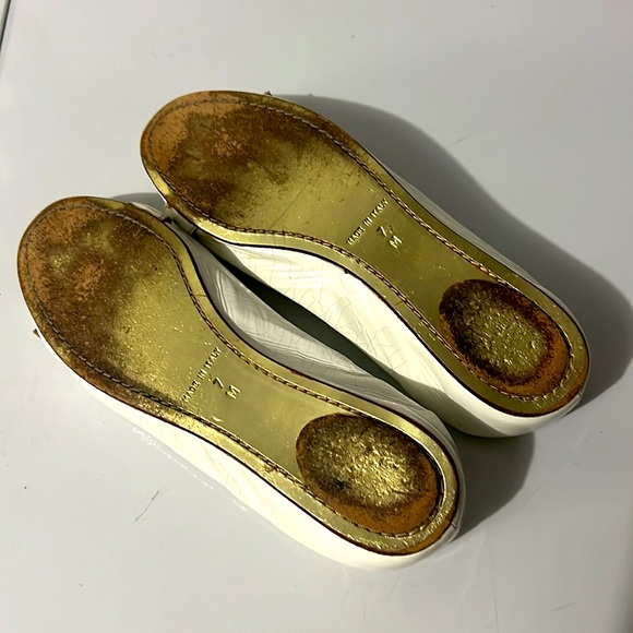 Preowned MICHAEL KORS peep toes flats. White. Size 7M. Made in Italy. - Picture 7 of 8
